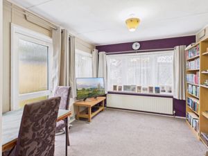 Living area - click for photo gallery